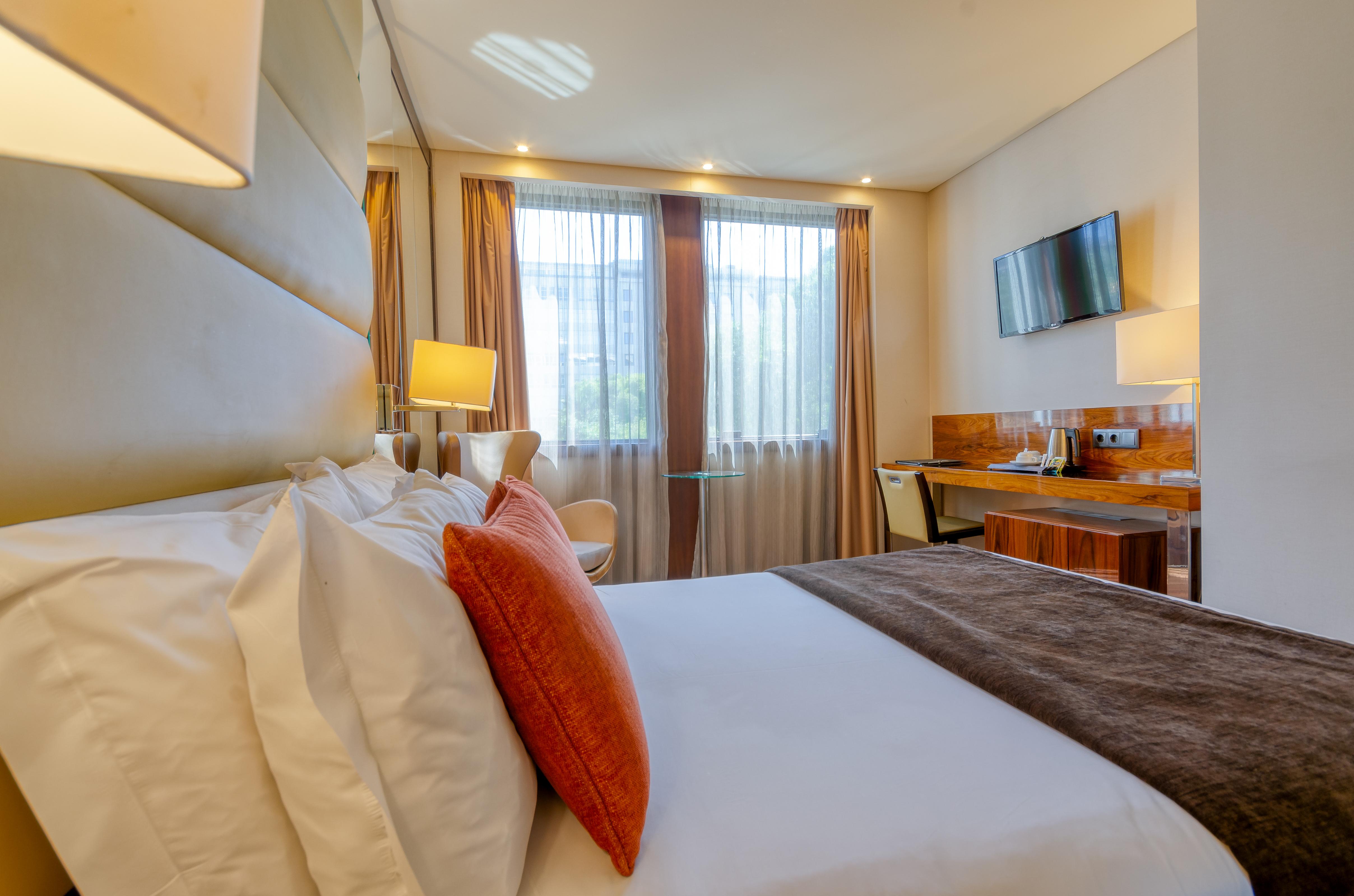 Turim Av. Liberdade Hotel Лиссабон Экстерьер фото