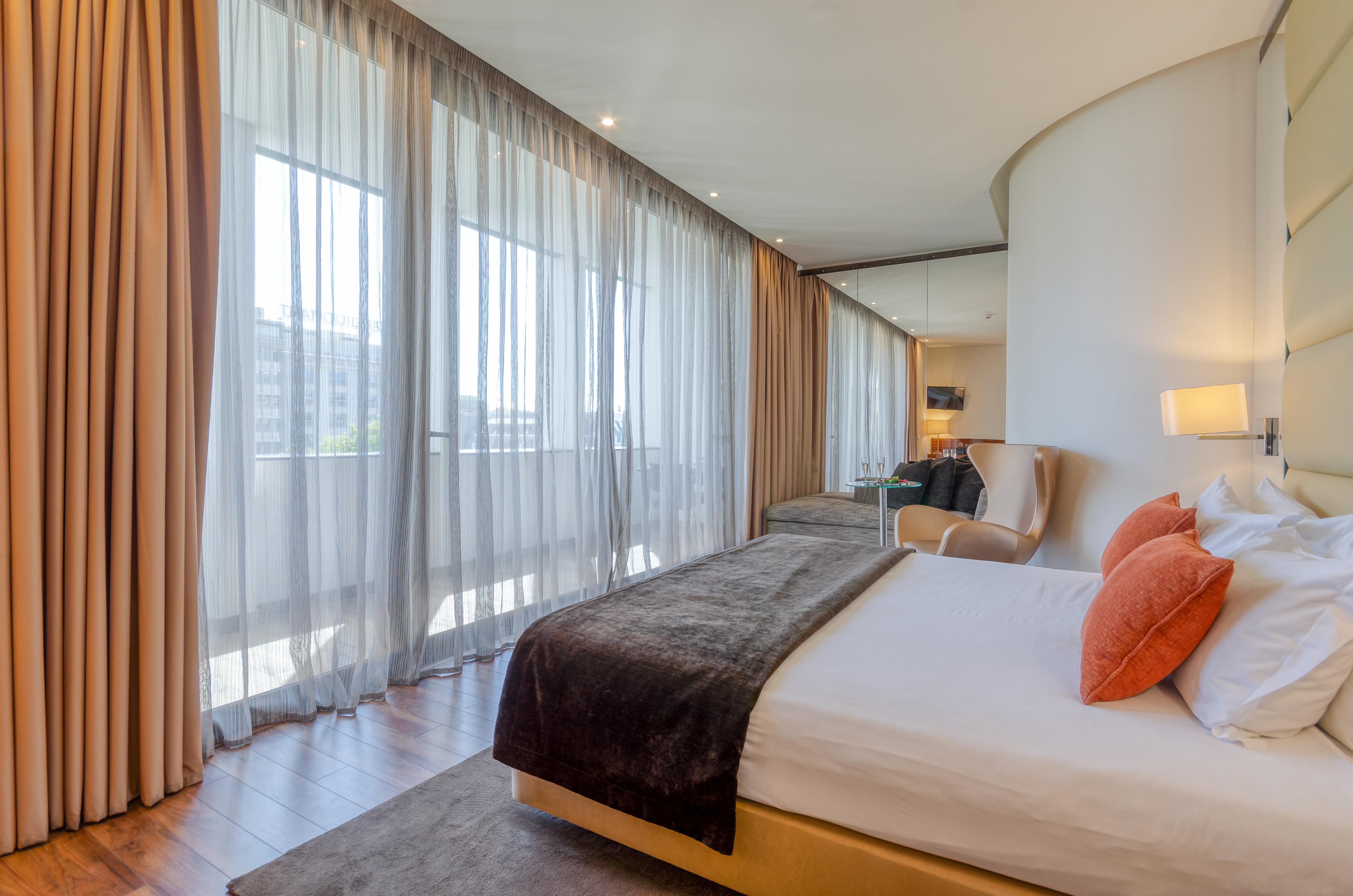 Turim Av. Liberdade Hotel Лиссабон Экстерьер фото